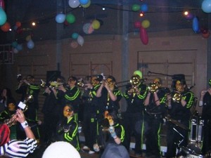 Widen025